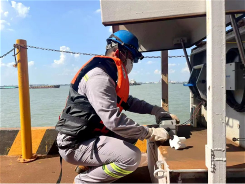 1755496075740524.jpg 江阴港口集团:不惧“烤”验 定格高温下的坚守649.jpg